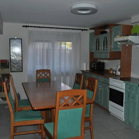 Homestay Goscinne U Kasi