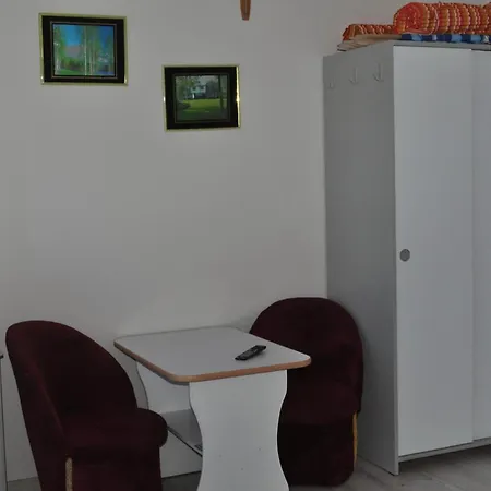 Δωμάτια σε οικογενειακή κατοικία Goscinne U Kasi